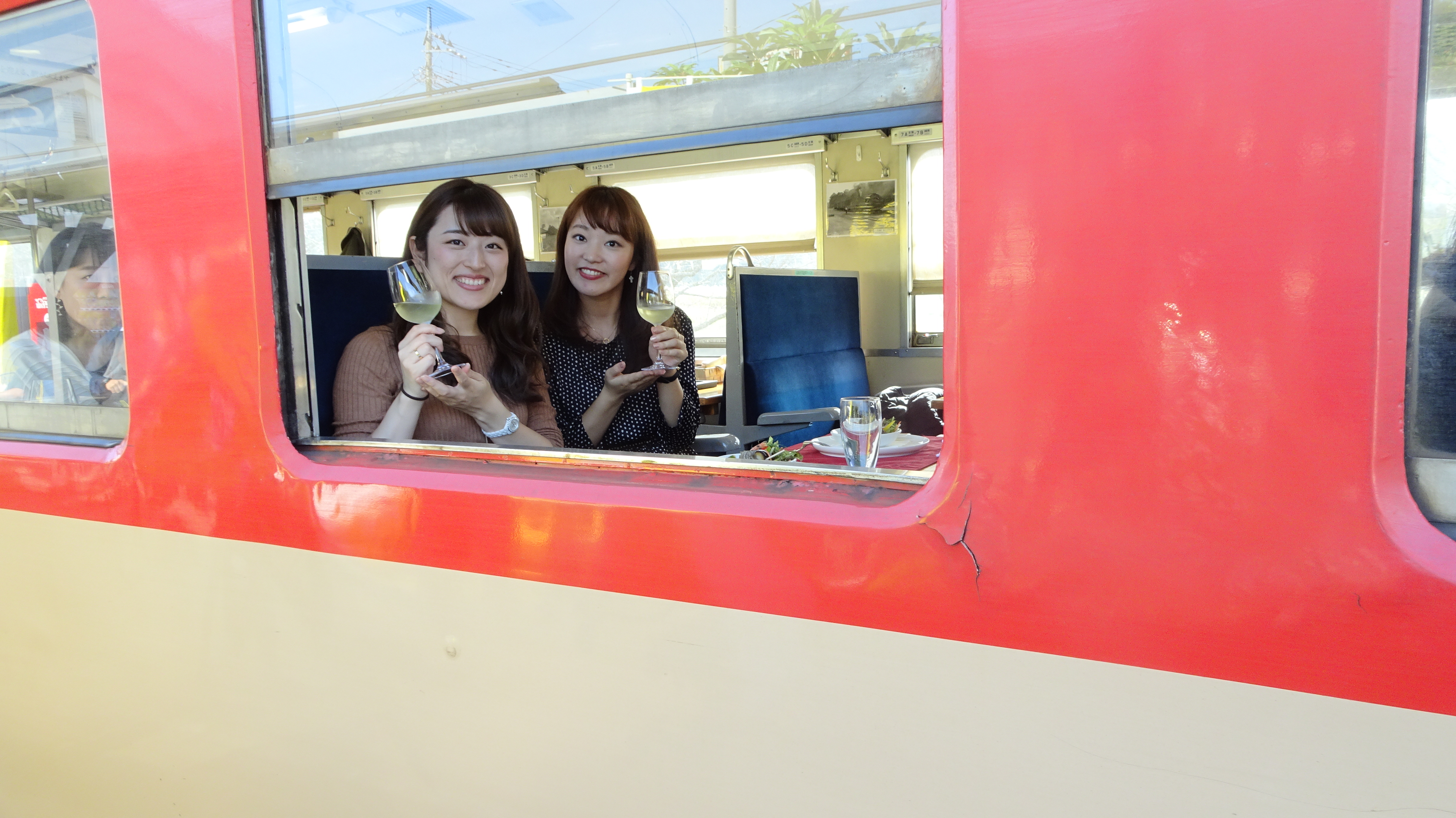 女子旅 いすみ鉄道 レストランキハ 伊勢海老列車で美味しい食事と車窓を楽しむ 出発進行